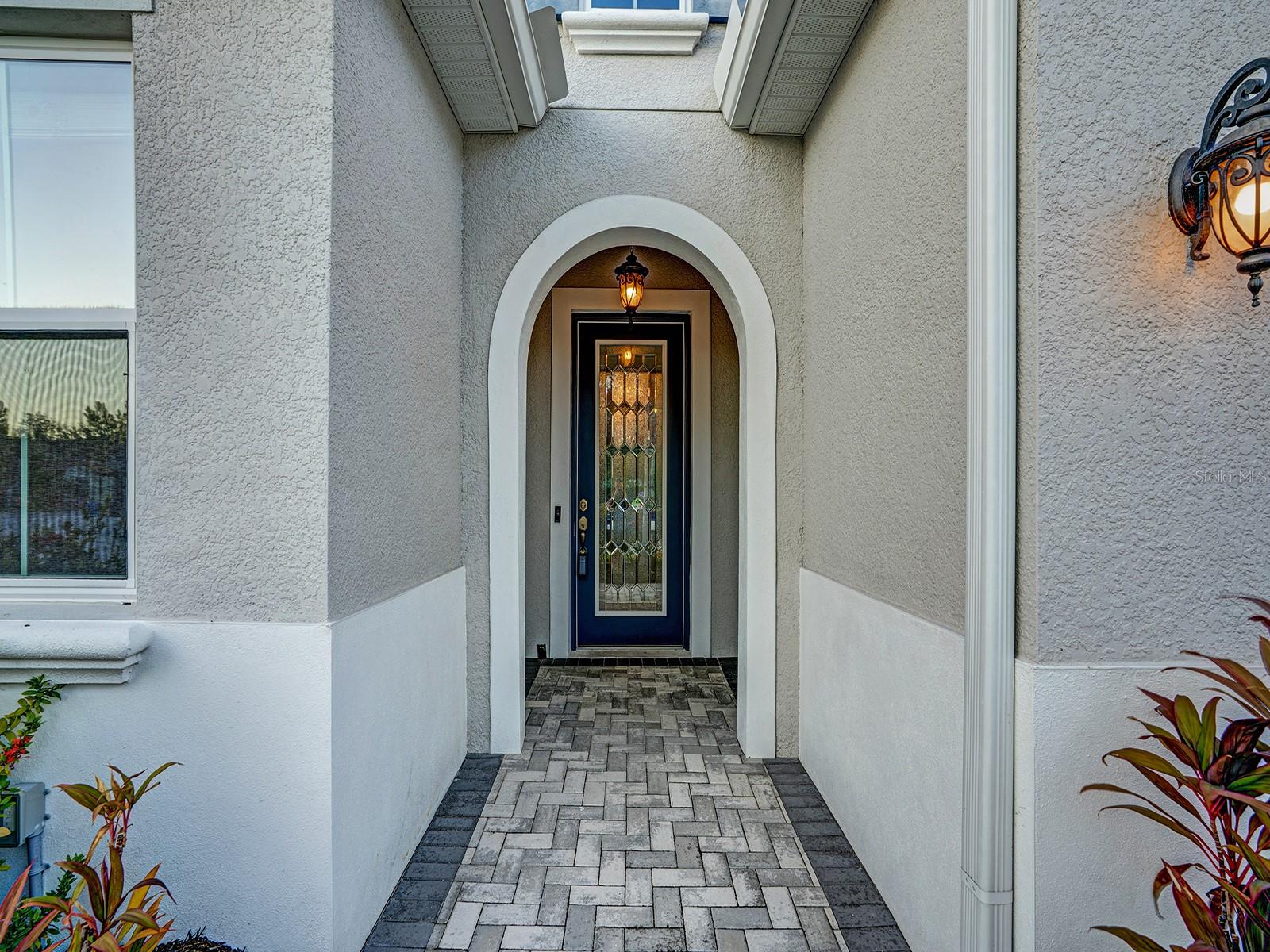 PROMENADE AT LAKE PARK PH - Residential