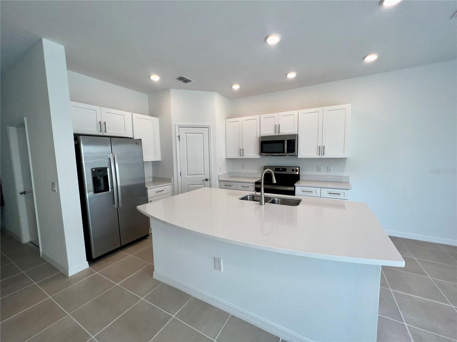 REEDY RESERVE PH 3 - Residential Lease