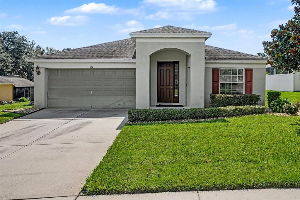 Photo of 3067 Santa Marcos Drive, Clermont, FL 34715 (MLS # G5118116)