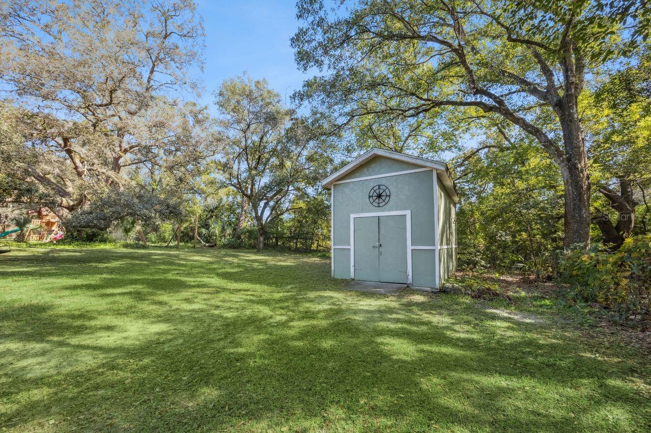 ACREAGE & UNREC - Residential