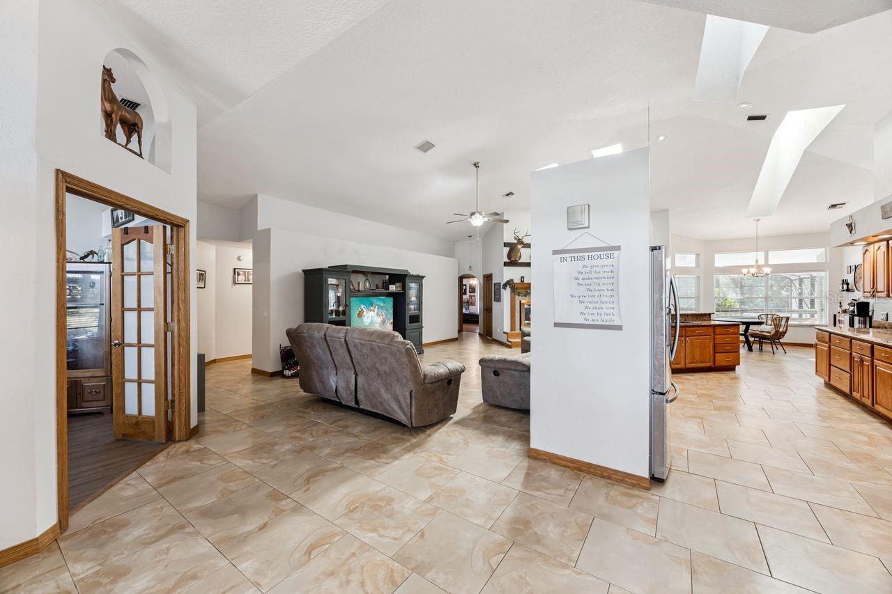 ACREAGE & UNREC - Residential