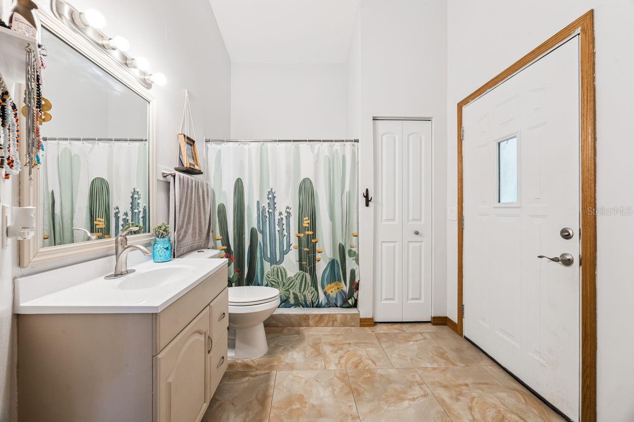 ACREAGE & UNREC - Residential