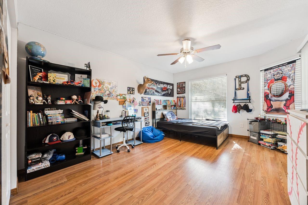 ACREAGE & UNREC - Residential