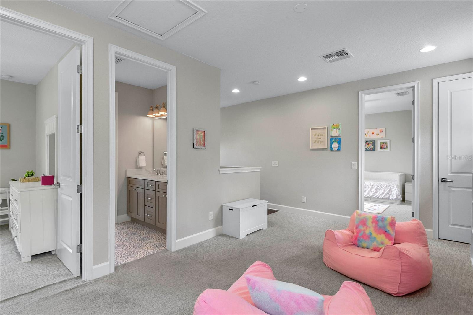 COLLEGE PARK THIRD ADD - Residential