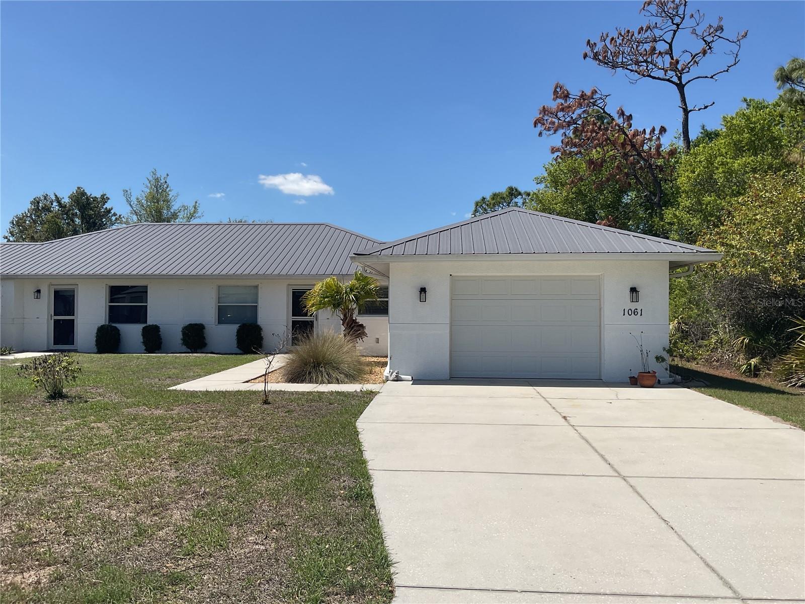 1061+1065 NOMAD ROAD