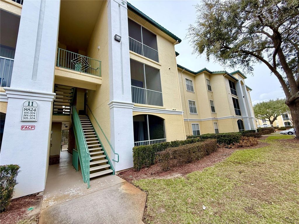 Photo of 8824 Dunes Court #103, Kissimmee, FL 34747 (MLS # O6384033)