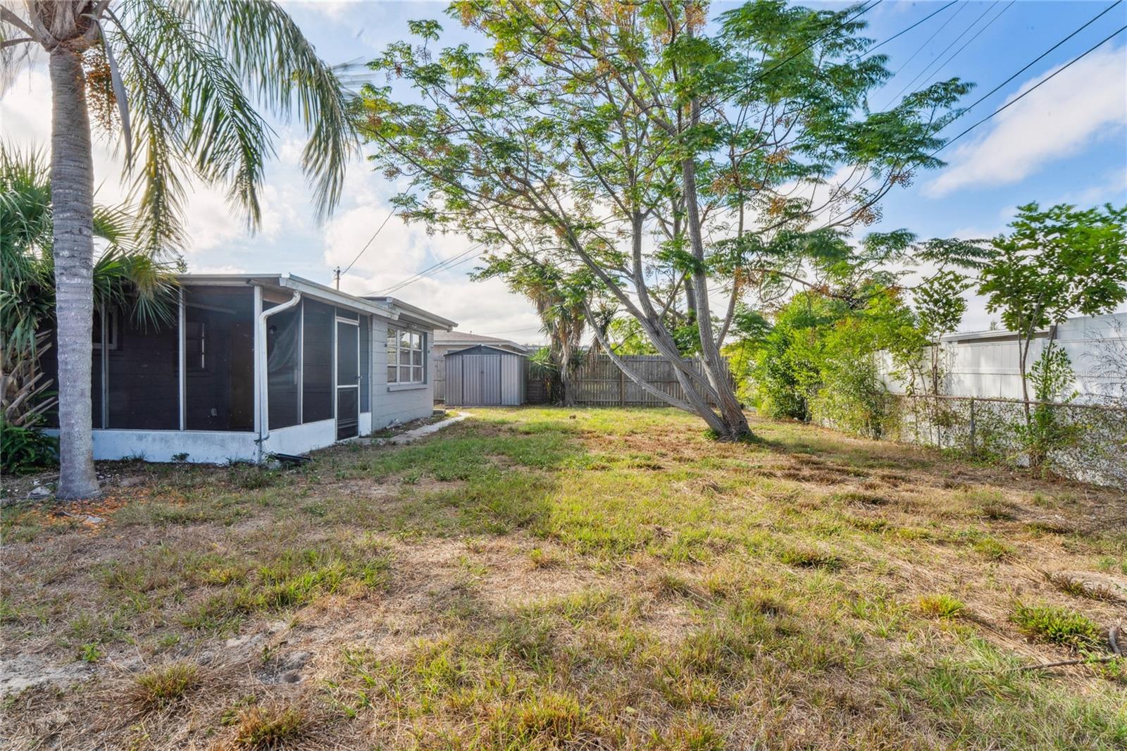 CREST RIDGE GARDENS - Residential