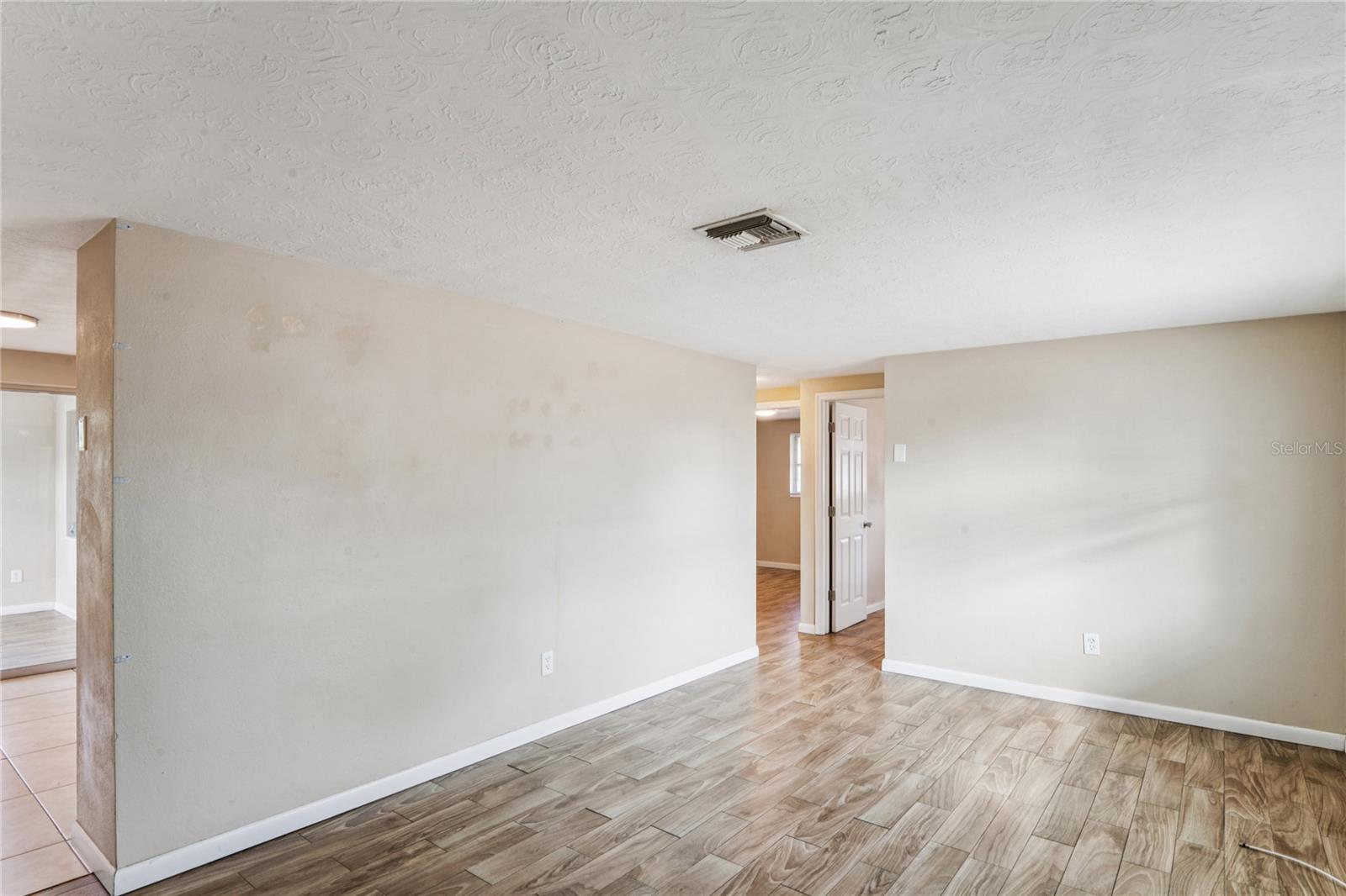 CREST RIDGE GARDENS - Residential