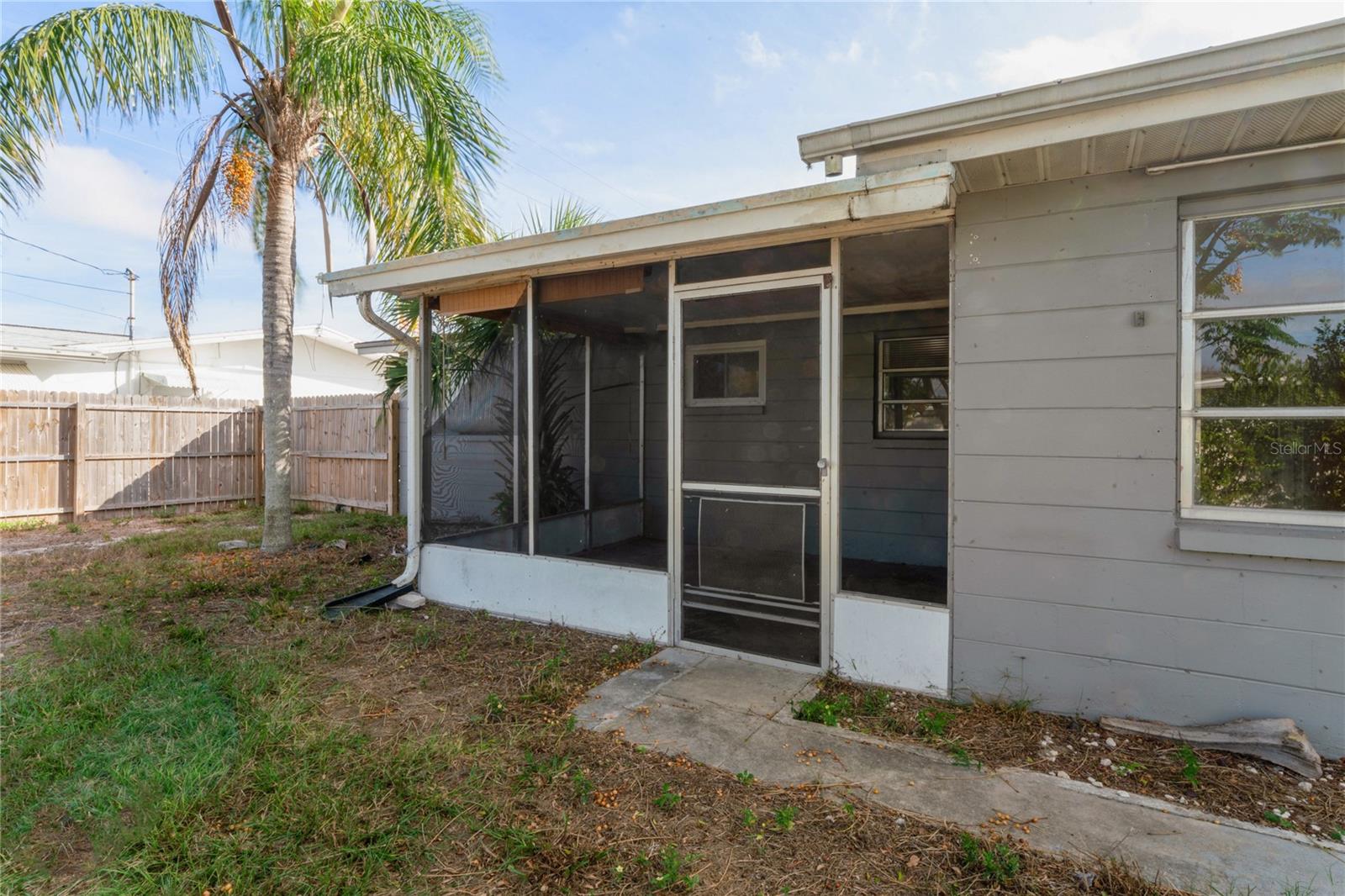 CREST RIDGE GARDENS - Residential