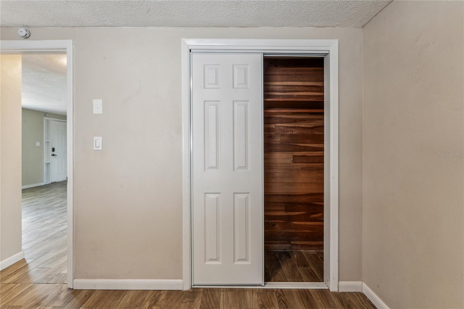 CREST RIDGE GARDENS - Residential