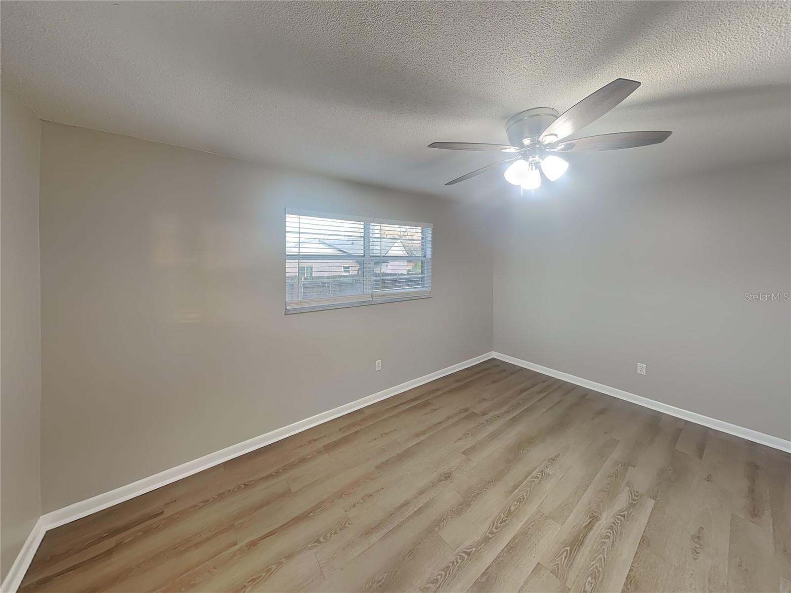 DELTONA LAKES UNIT 10 IN 25 & 36 18 30 - Residential Lease