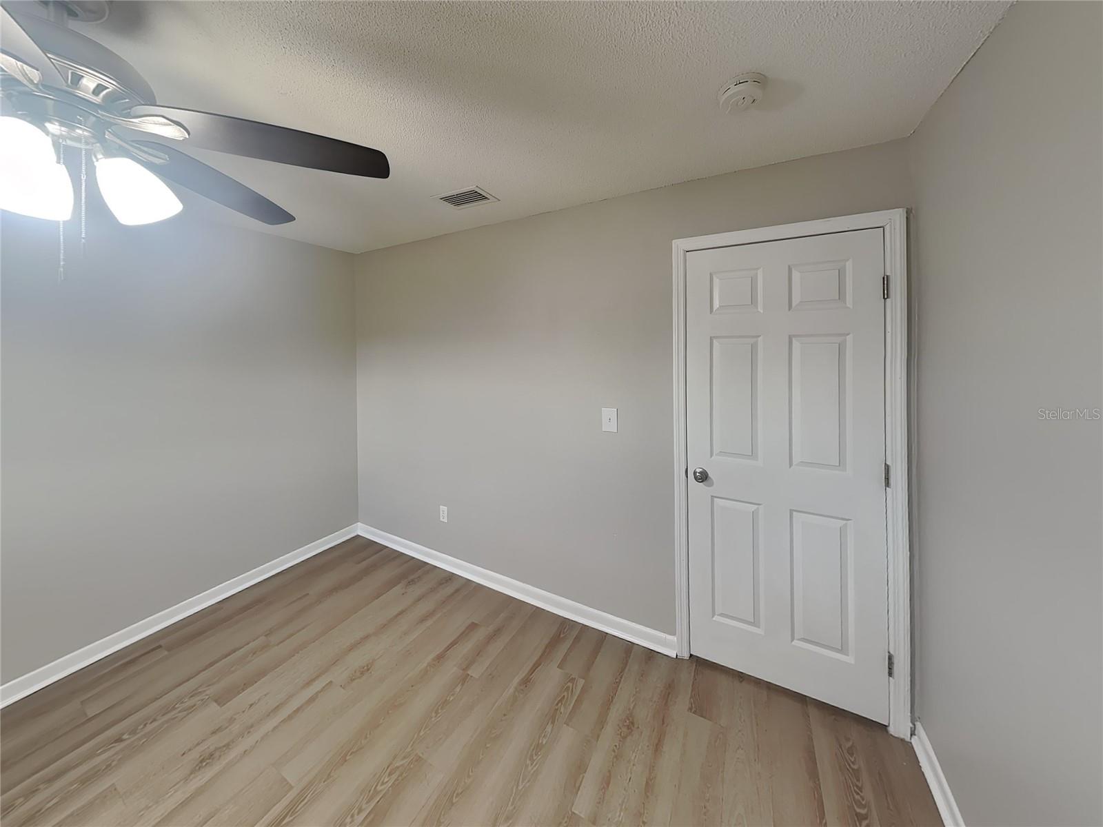 DELTONA LAKES UNIT 10 IN 25 & 36 18 30 - Residential Lease