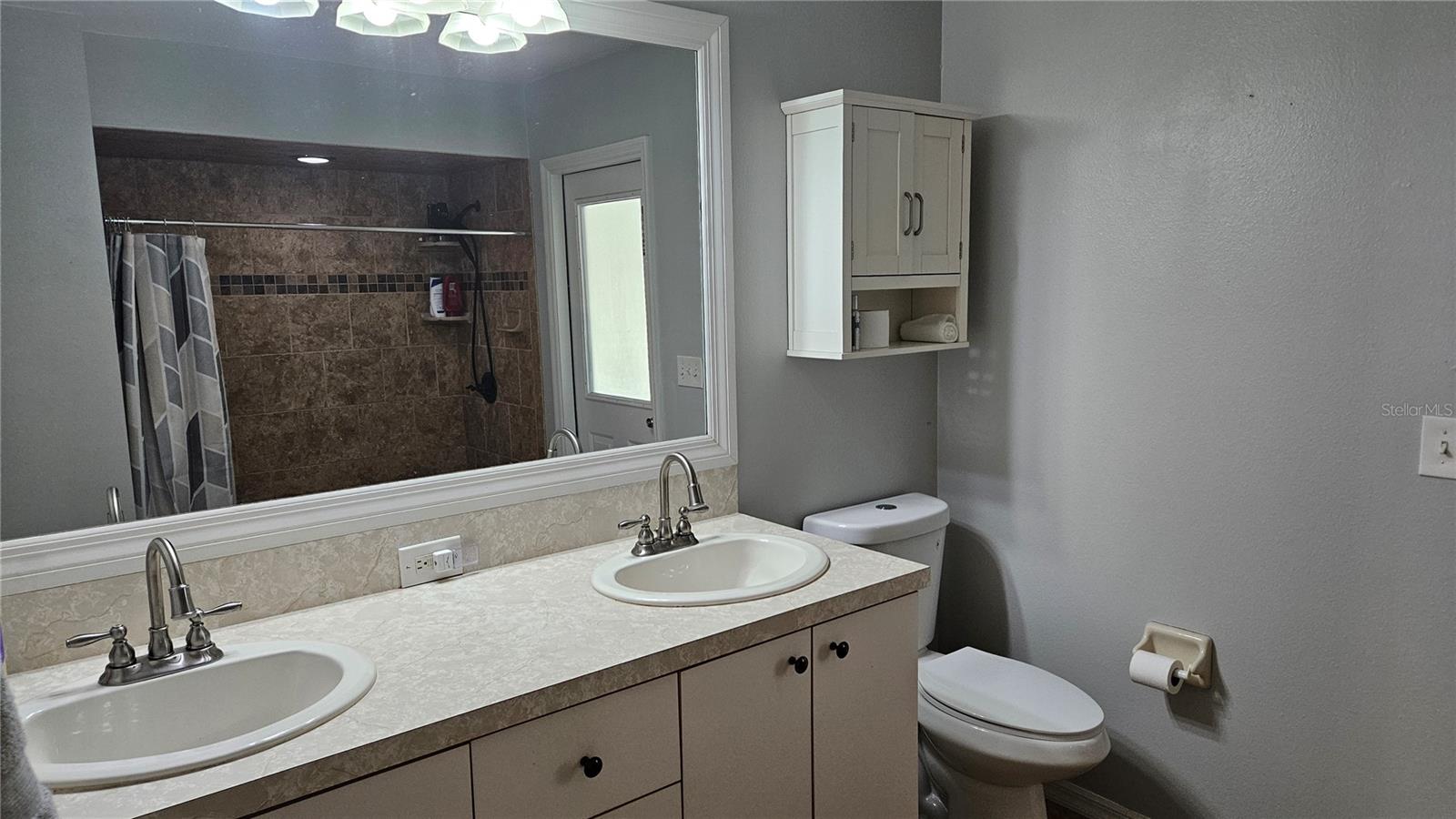 PINE RIDGE UNIT 03 - Residential