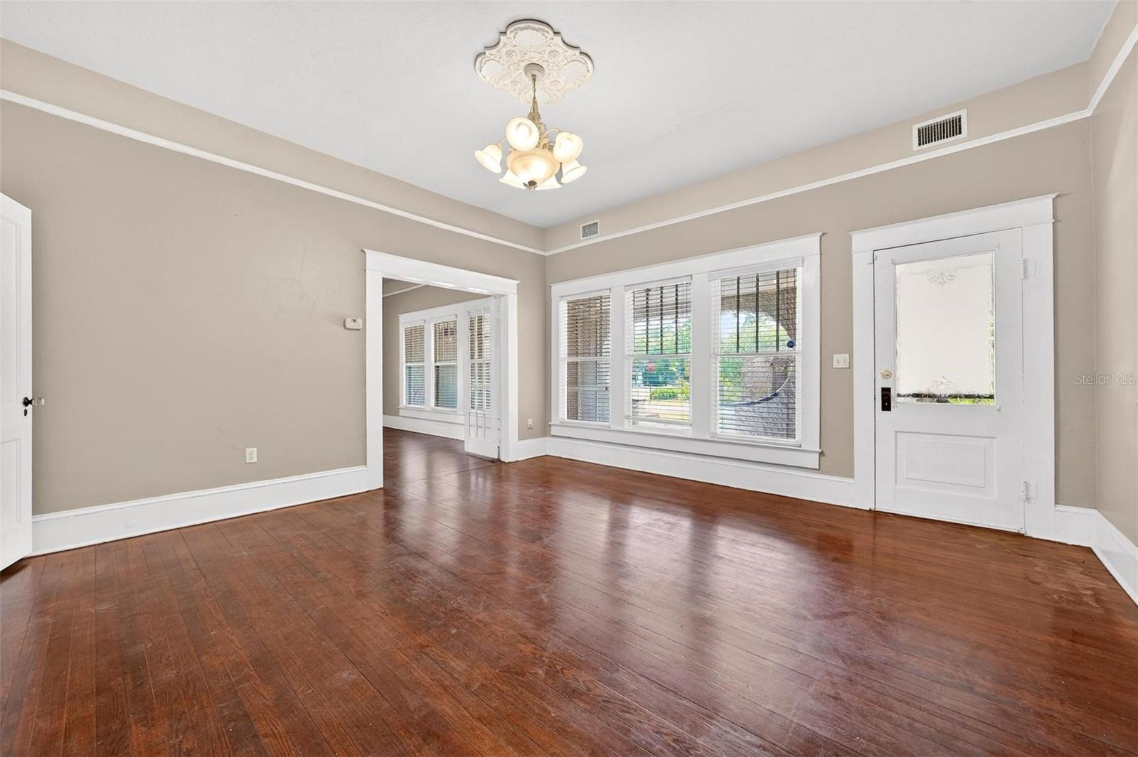 UMATILLA OAK PARK - Residential