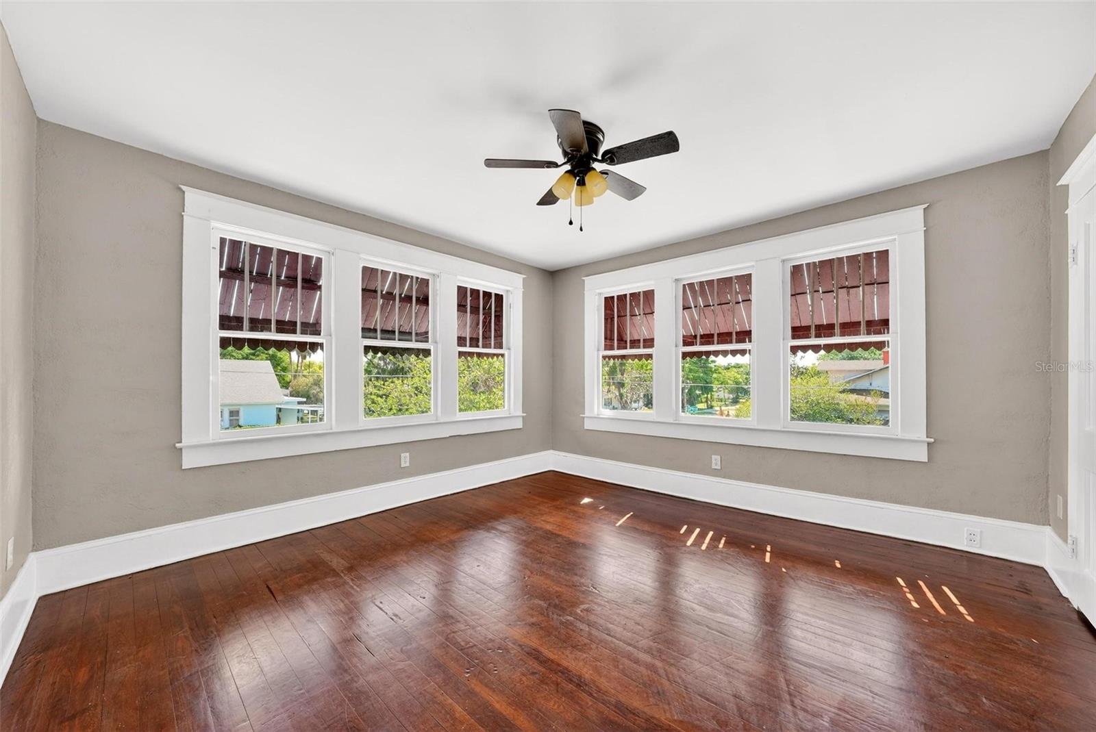 UMATILLA OAK PARK - Residential