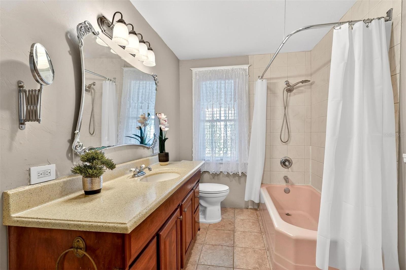 UMATILLA OAK PARK - Residential