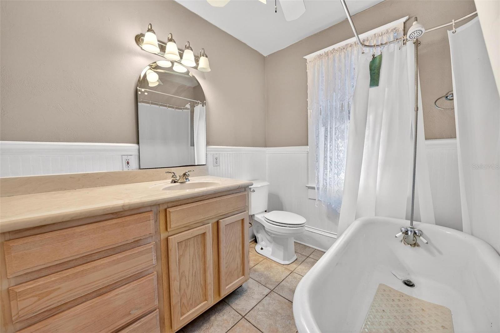 UMATILLA OAK PARK - Residential