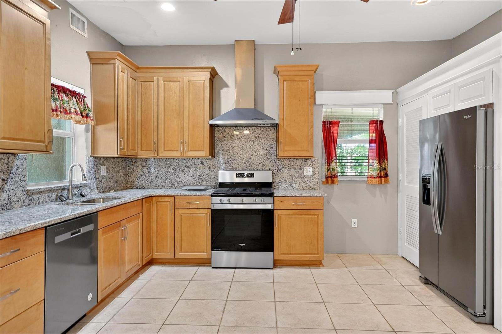 UMATILLA OAK PARK - Residential