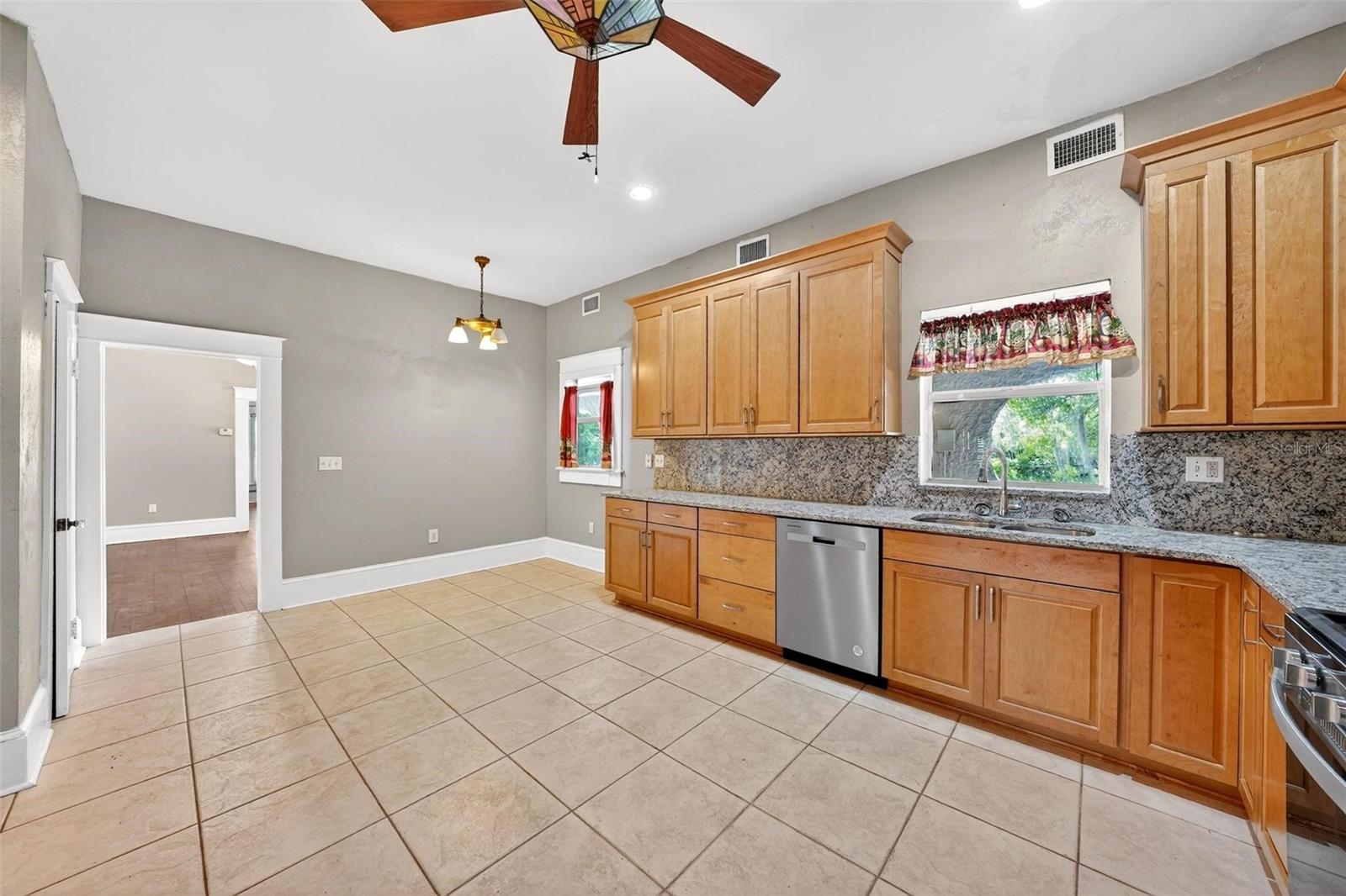 UMATILLA OAK PARK - Residential