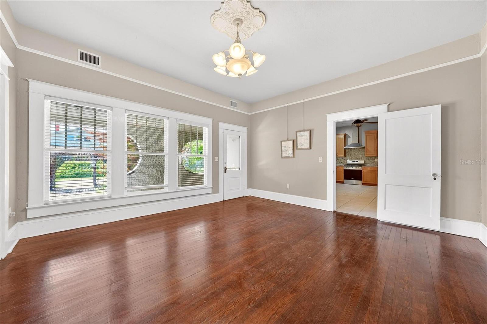 UMATILLA OAK PARK - Residential