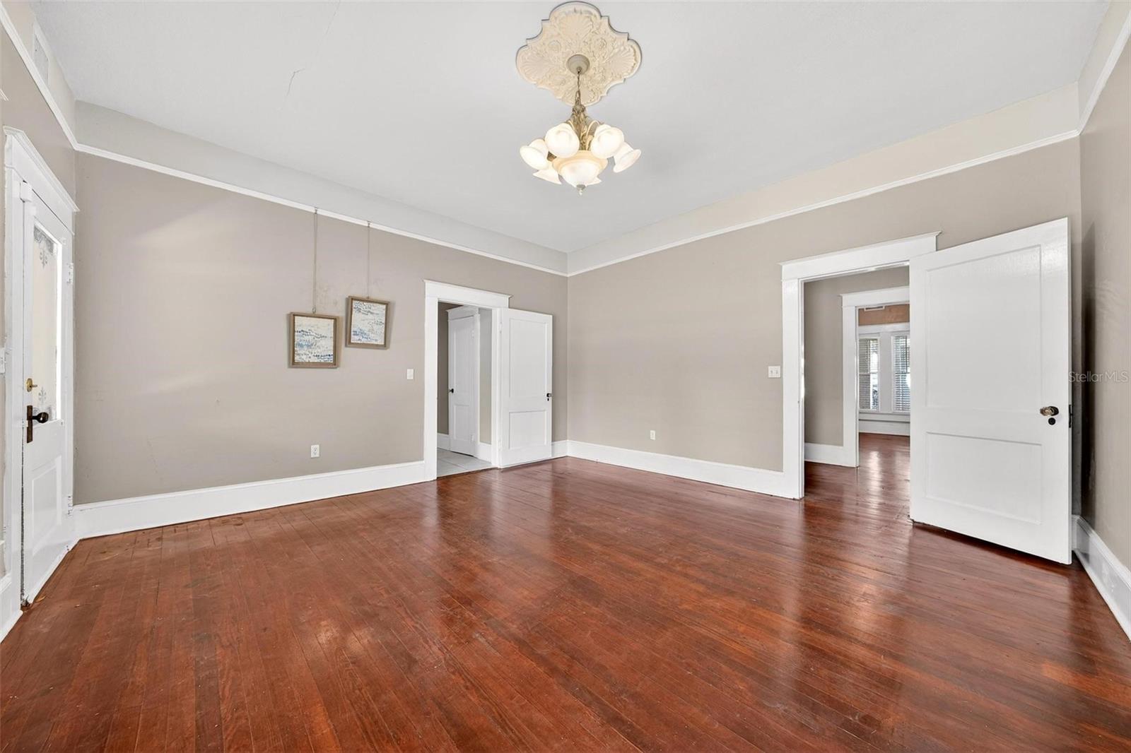 UMATILLA OAK PARK - Residential