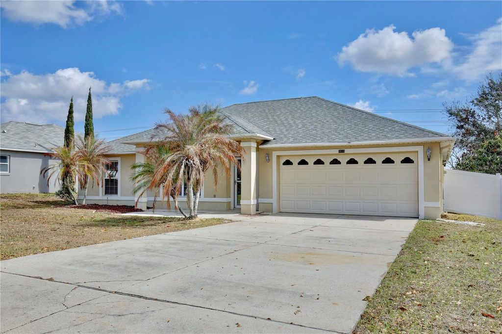 Photo of 9819 Crenshaw Circle, Clermont, FL 34711 (MLS # O6385595)