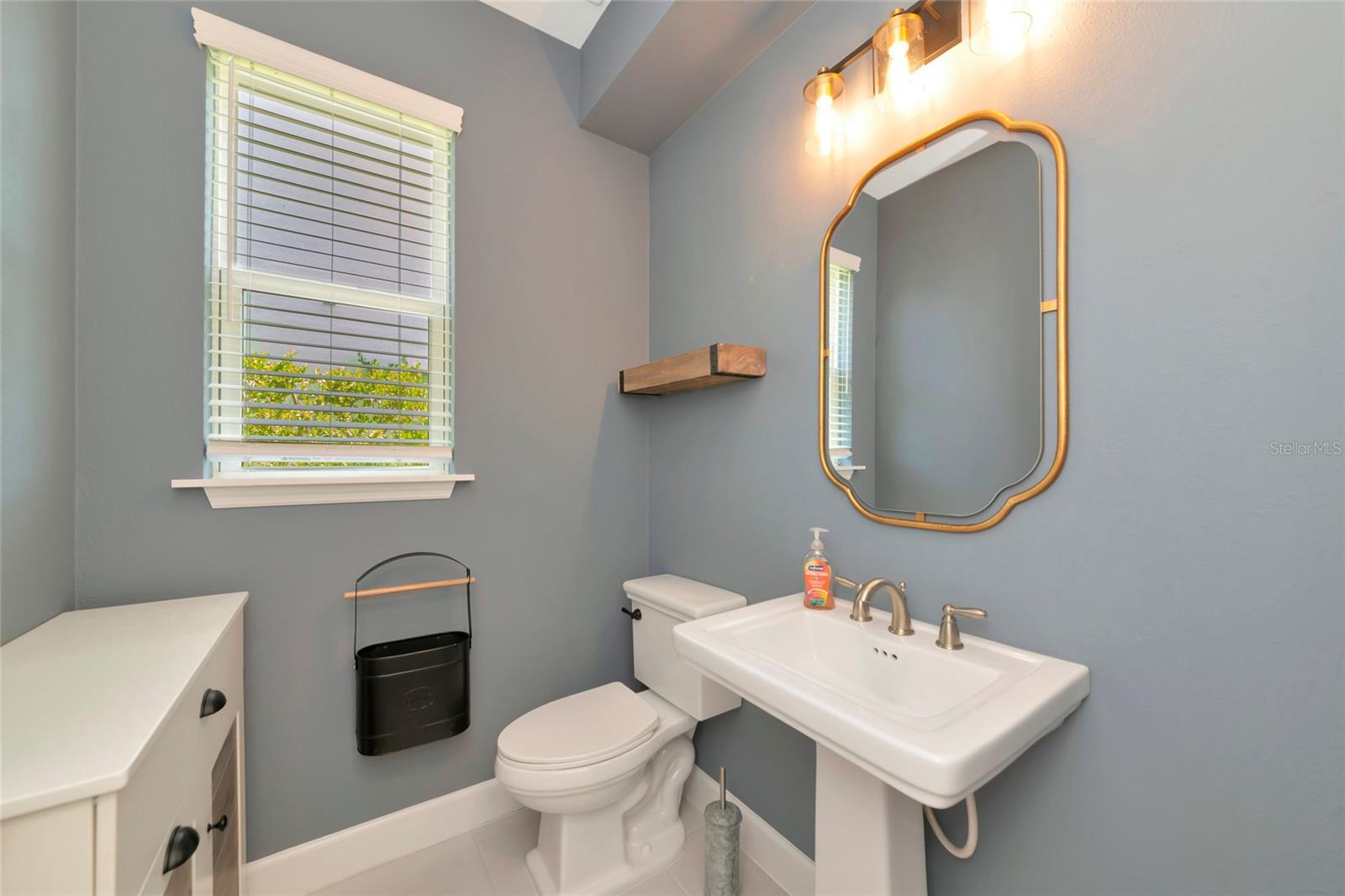 10187 MILKY WAY CIRCLE