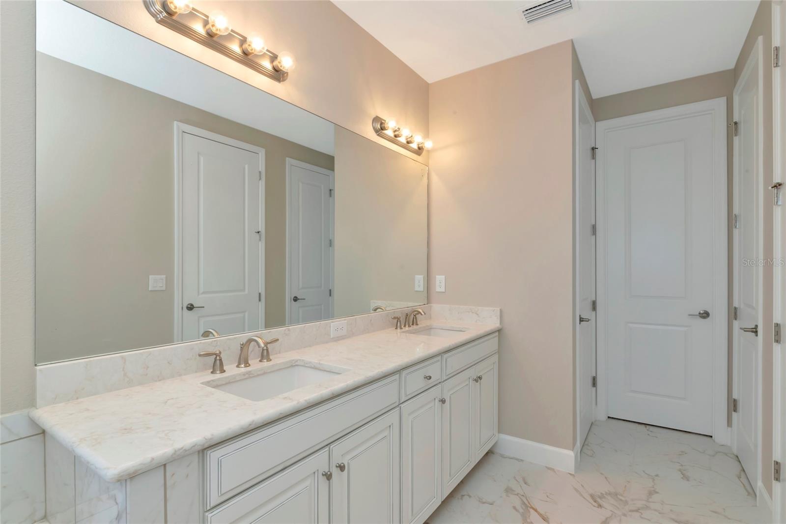 SKYE RANCH NEIGHBORHOOD FOUR NORTH PHASE 1 - Residential