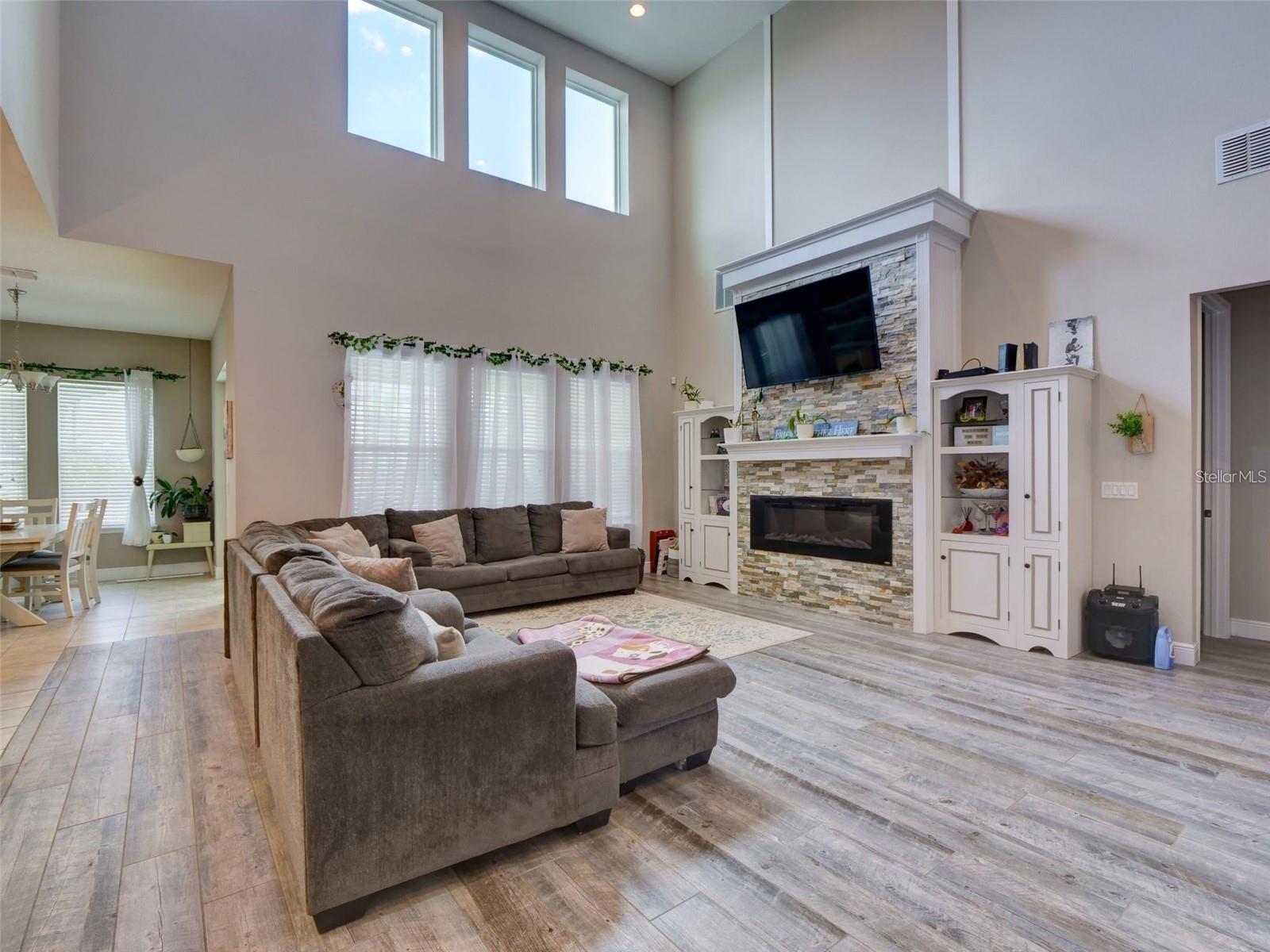 LAKE PRESERVE PH 1 - Residential