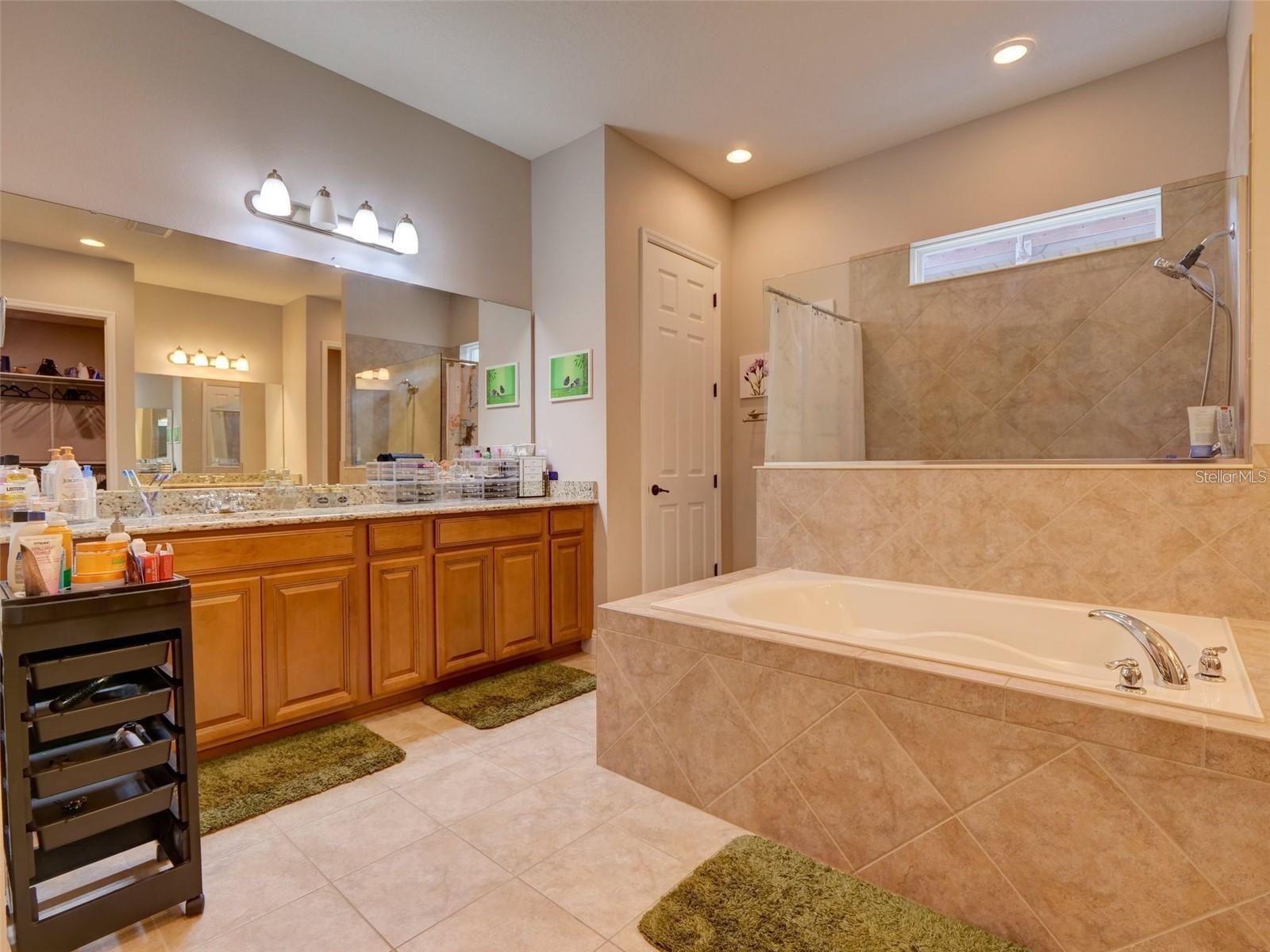 LAKE PRESERVE PH 1 - Residential