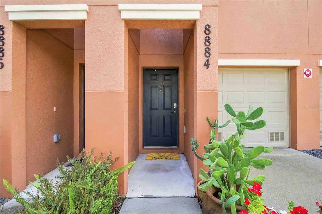 Photo of 8884 White Sage Loop, Lakewood Ranch, FL 34202 (MLS # A4705576)
