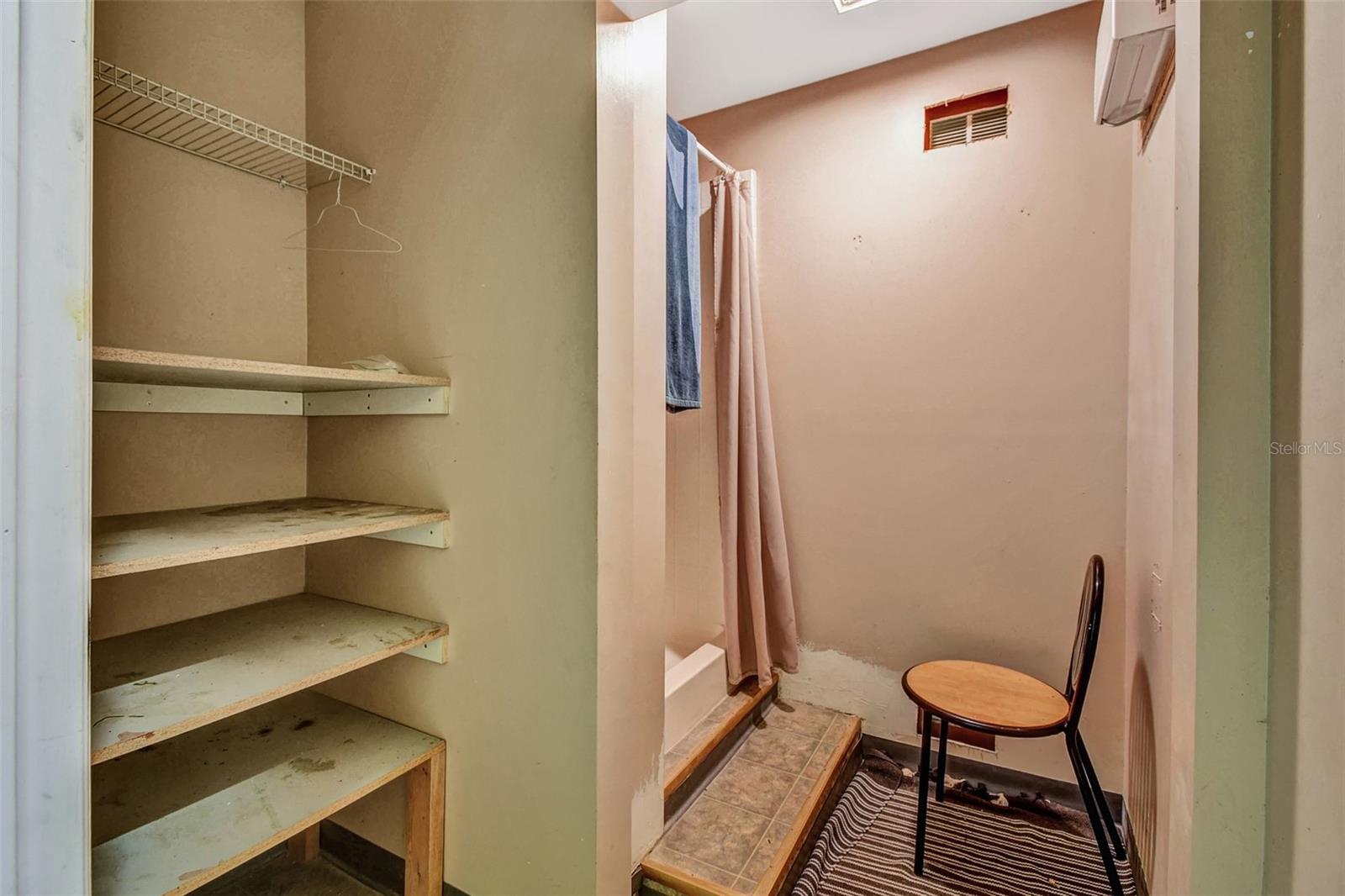 ST AUGUSTINE FLEX WAREHOUSE CO - Commercial Sale