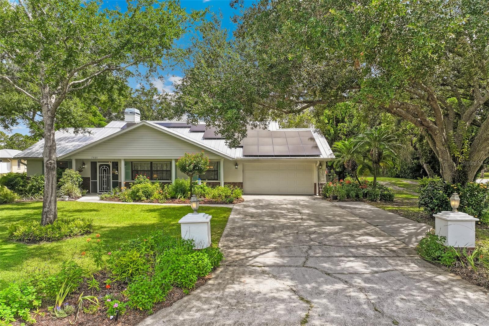 7565 CASTLE DRIVE