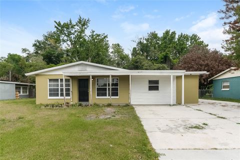 Photo of 936 Alecon Drive, Orlando, FL 32808 (MLS # O6410639)