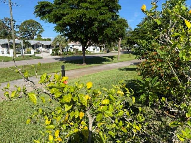 Photo of 813 S Green Circle, Venice, FL 34285 (MLS # N6145357)