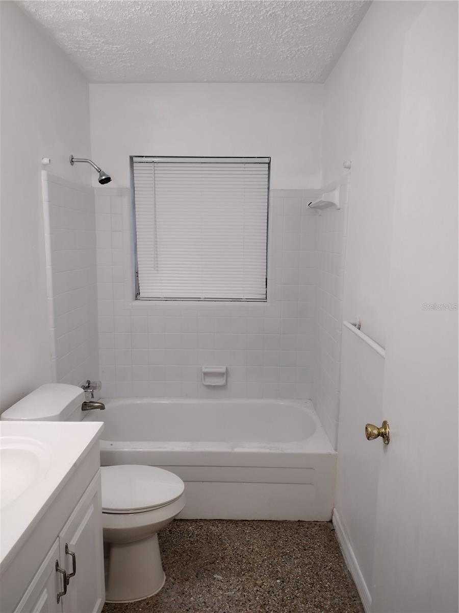 GOLF VIEW PARK RESUB - Residential Lease