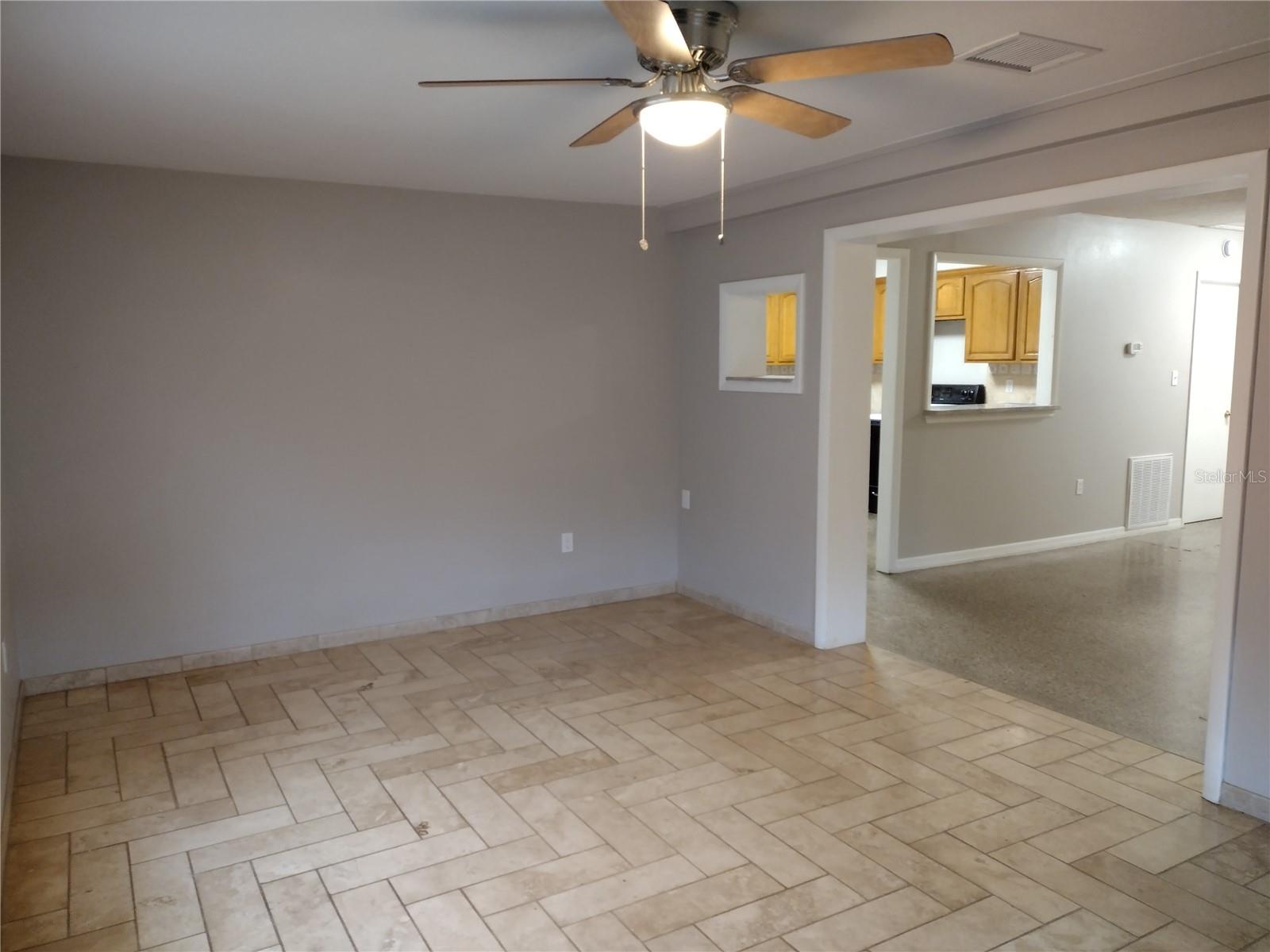 GOLF VIEW PARK RESUB - Residential Lease