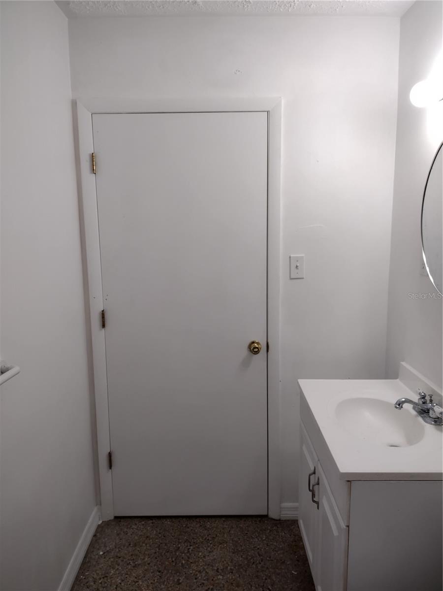 GOLF VIEW PARK RESUB - Residential Lease