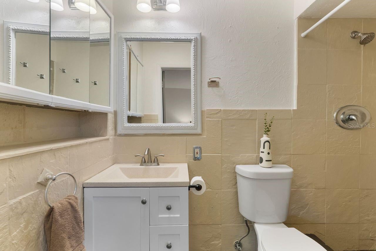 HAMPTON HOMES UNIT 07 - Residential