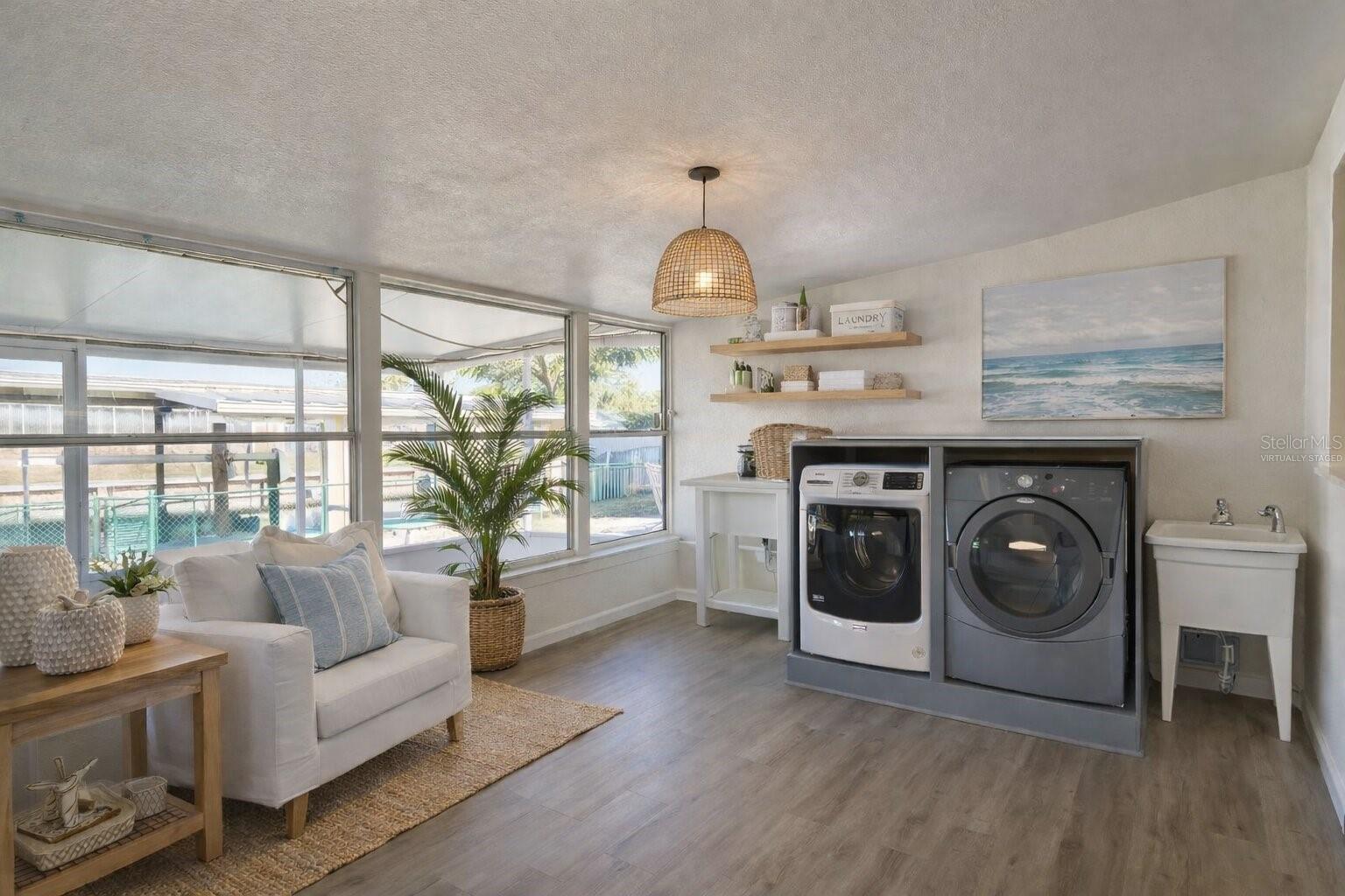 HAMPTON HOMES UNIT 07 - Residential