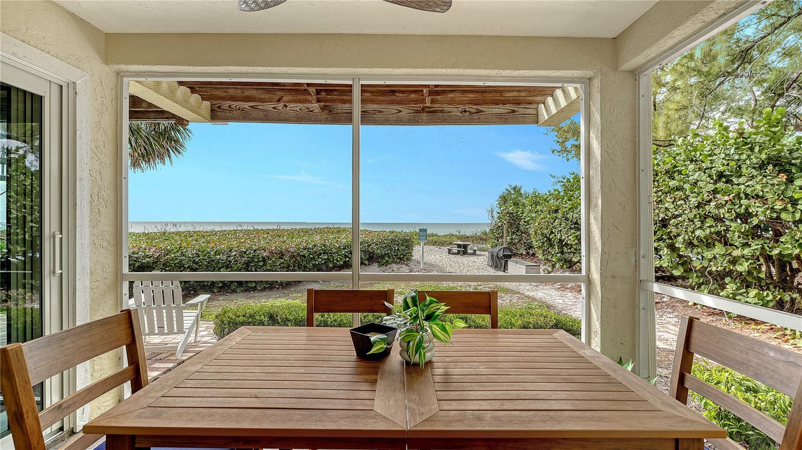 MCCALLS BEACH CASTLE - Residential