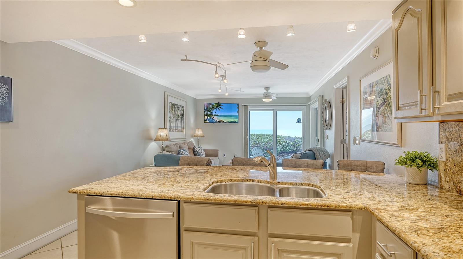 MCCALLS BEACH CASTLE - Residential