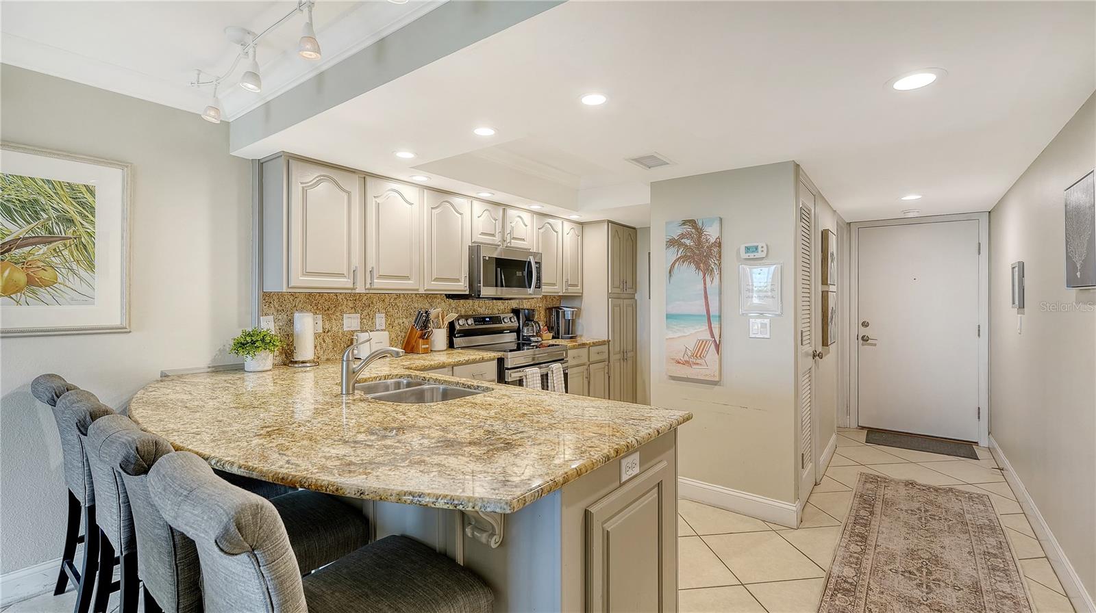 MCCALLS BEACH CASTLE - Residential