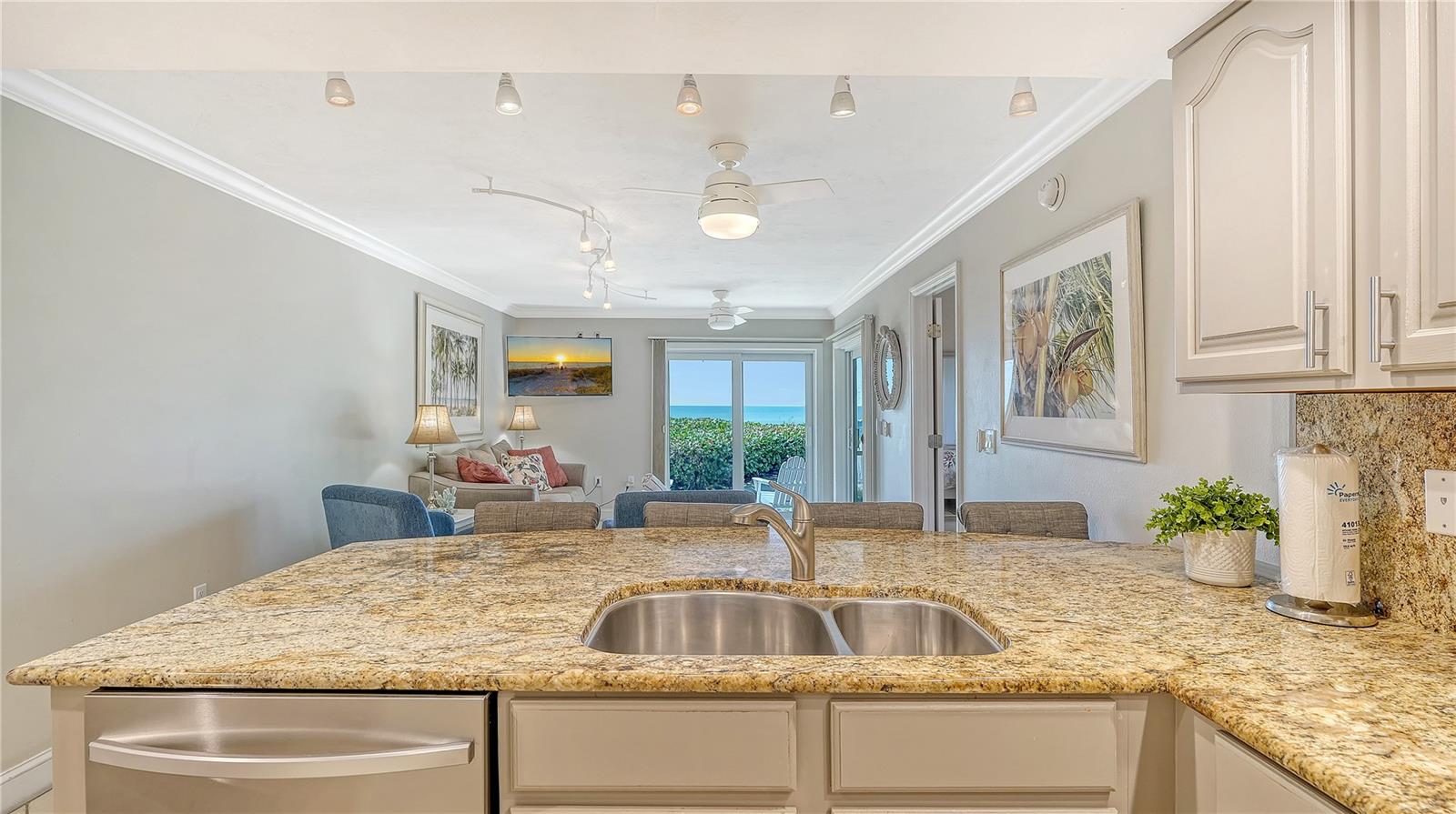 MCCALLS BEACH CASTLE - Residential