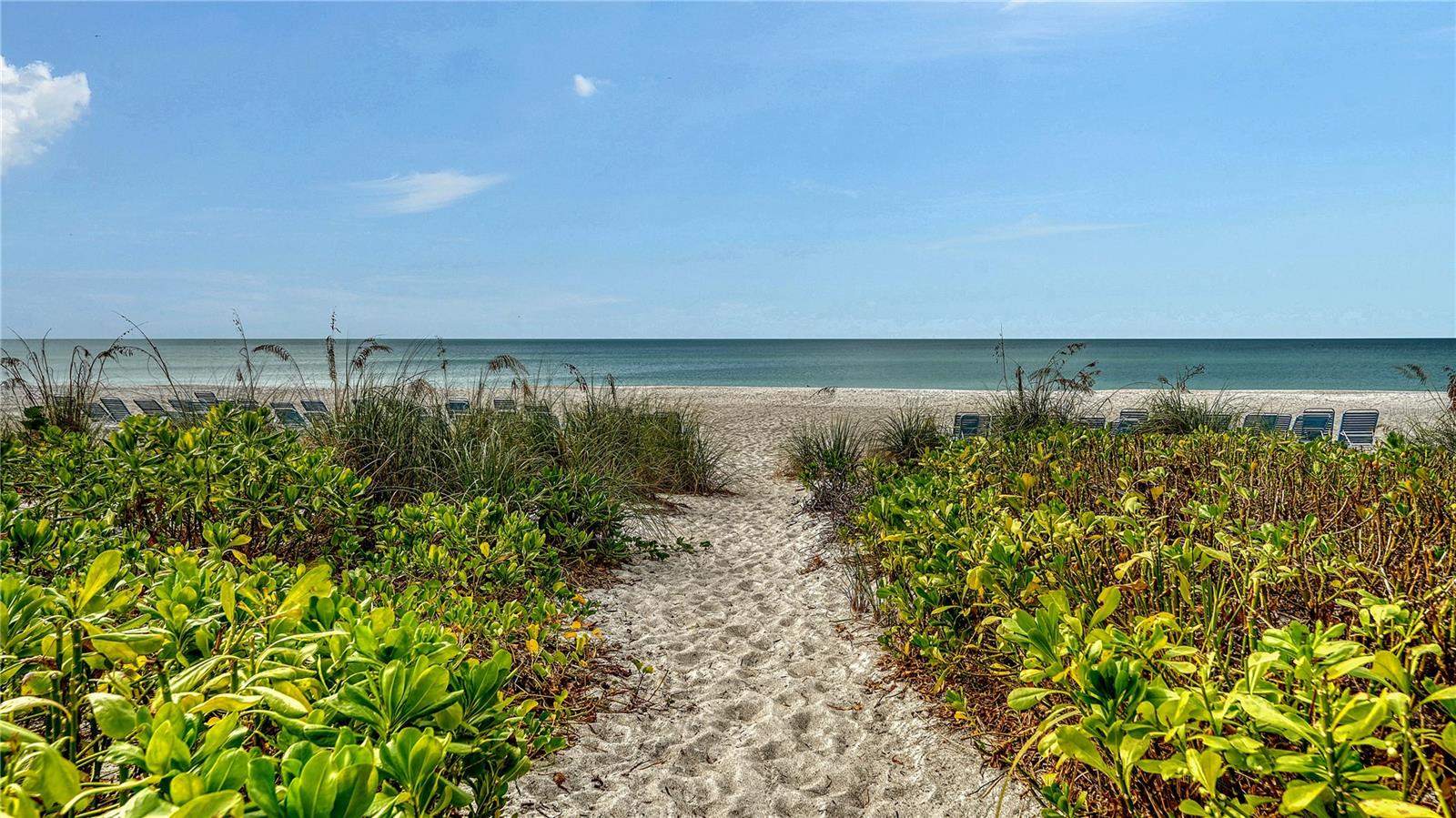 MCCALLS BEACH CASTLE - Residential