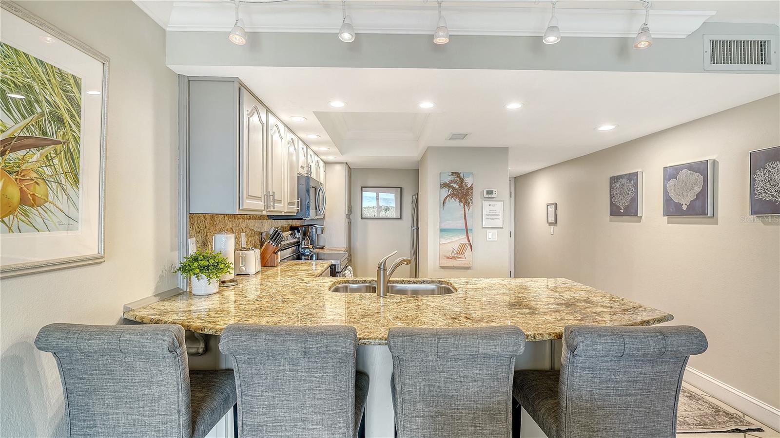 MCCALLS BEACH CASTLE - Residential