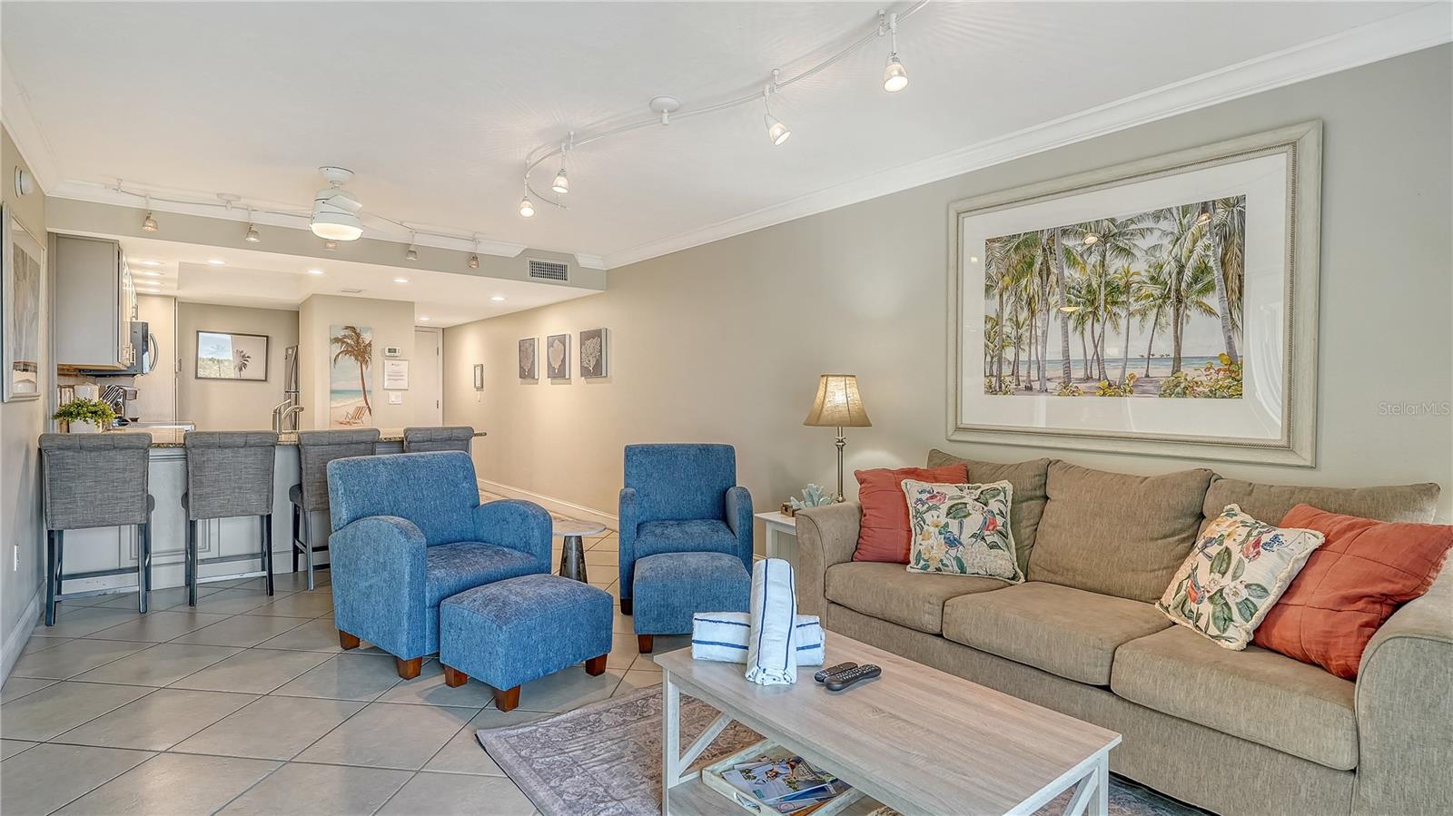 MCCALLS BEACH CASTLE - Residential