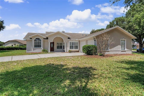 Photo of 6208 Huntington Drive, Zephyrhills, FL 33542 (MLS # TB8503936)