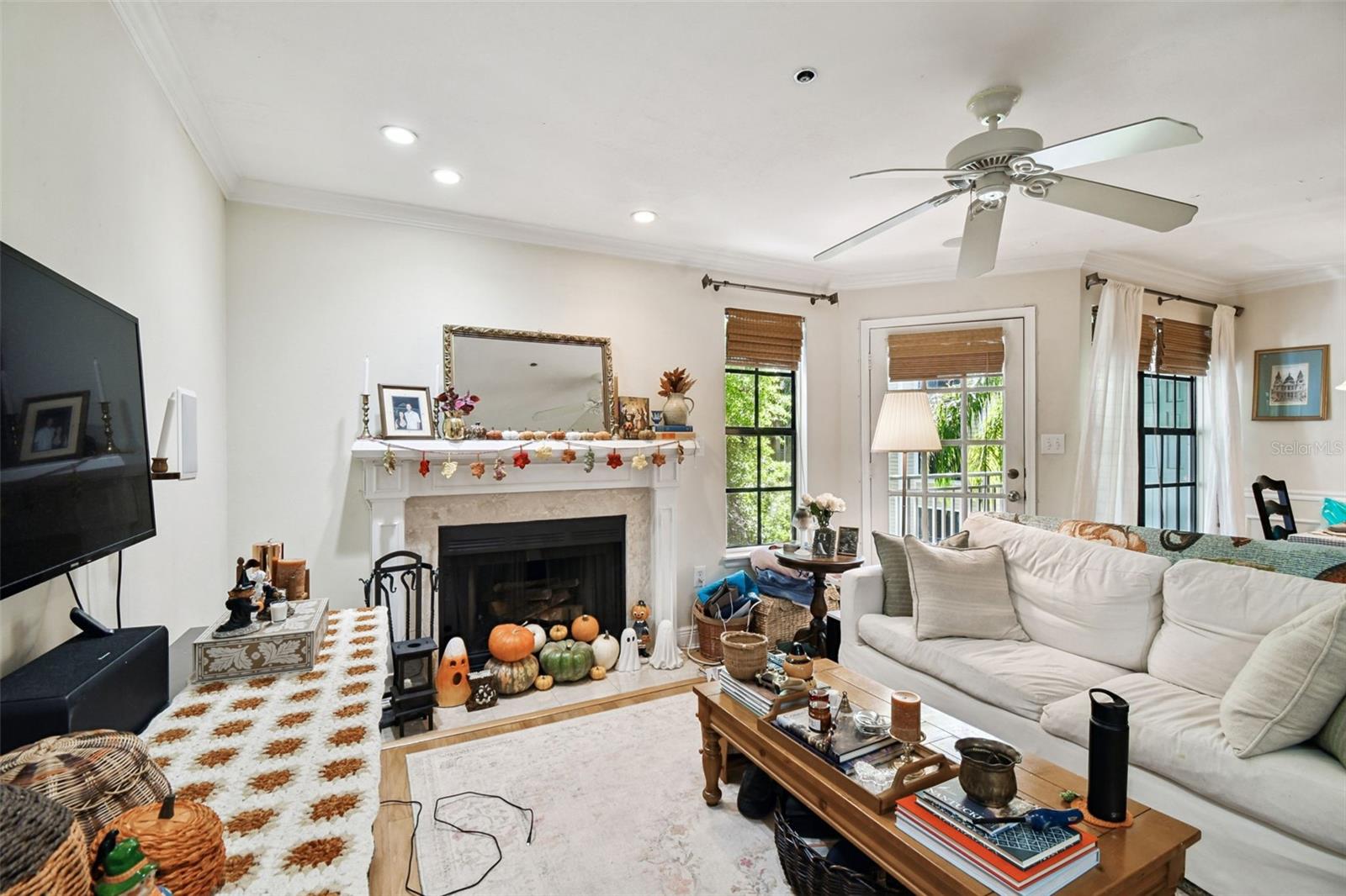 HYDE PARK PLACE II A CONDOMINI - Residential