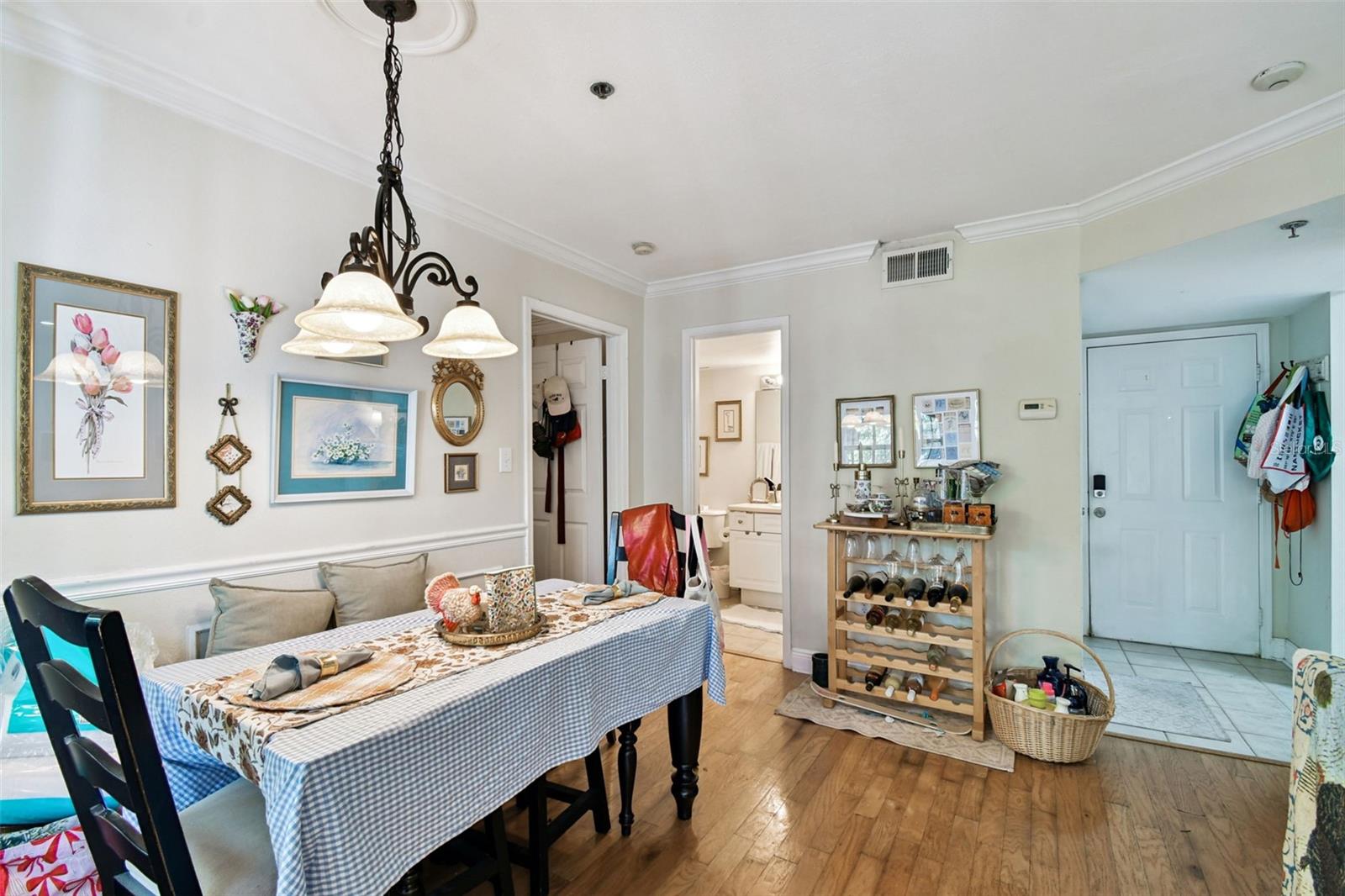 HYDE PARK PLACE II A CONDOMINI - Residential